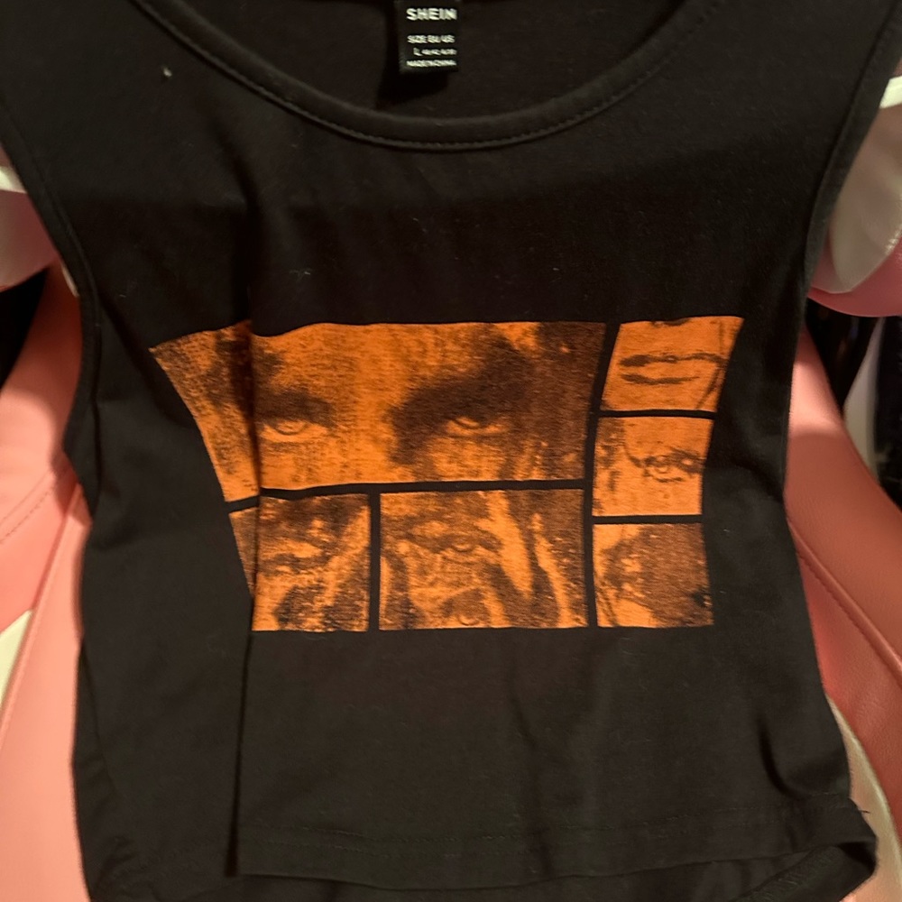 Cropped artsy tank top